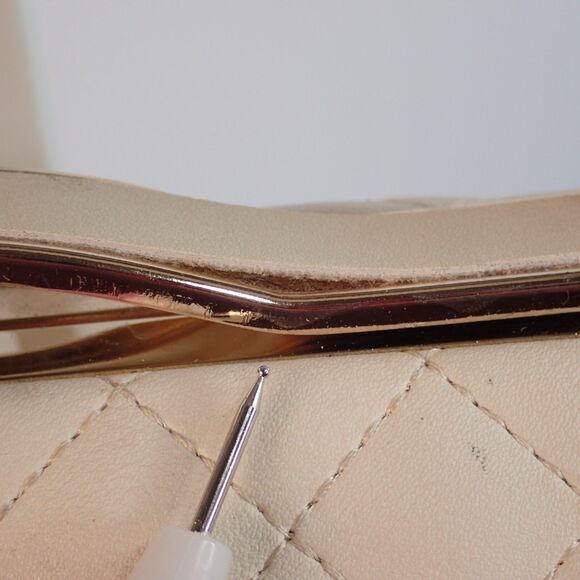 Vintage Quilted Frame Handbag Jeweled Brooch Accent Peoples Republic Of China - Picture 15 of 16